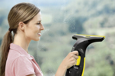 Myjka do okien Karcher WV 2 Premium Black Yellow Edition